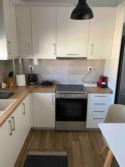 Luxury Apartments 1 וולוס מראה חיצוני תמונה